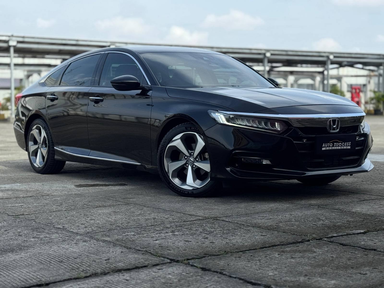 Read more about the article HONDA ACCORD 1.5 TURBO SENSING 2020
