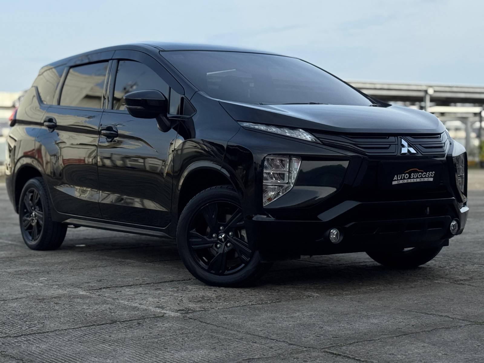 Read more about the article MITSUBISHI XPANDER SPORT ROCKFORD BLACK EDITION 2021